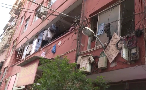 甌視聚焦:整治小區(qū)管線亂象讓城市“無線”美