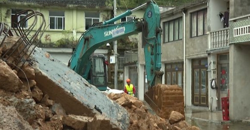 建設(shè)四好農(nóng)村路 鋪就幸福路