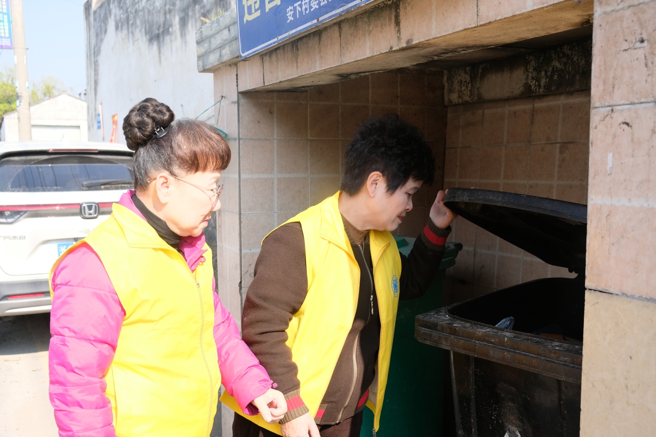 從垃圾分類這件“小事”做起,甌海市民監(jiān)督員在行動