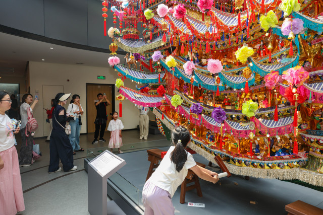 爆滿!溫州龍舟文化博物館端午研學(xué)熱