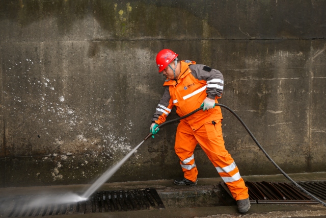 防汛戰(zhàn)未停,公用人繼續(xù)做好城市“排水管家”