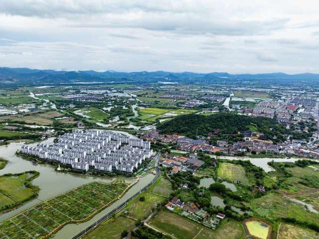 走進(jìn)吳興看美麗蝶變,聚焦湖州“兩山實(shí)踐”