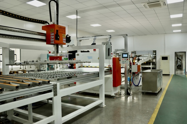 半導(dǎo)體發(fā)光材料打破國外首發(fā)先例 溫州鋅芯鈦晶新晉國家級“小巨人”