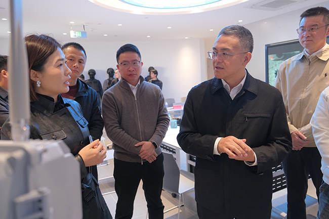 ���Ʒ������_չ�����L���{�д���}���